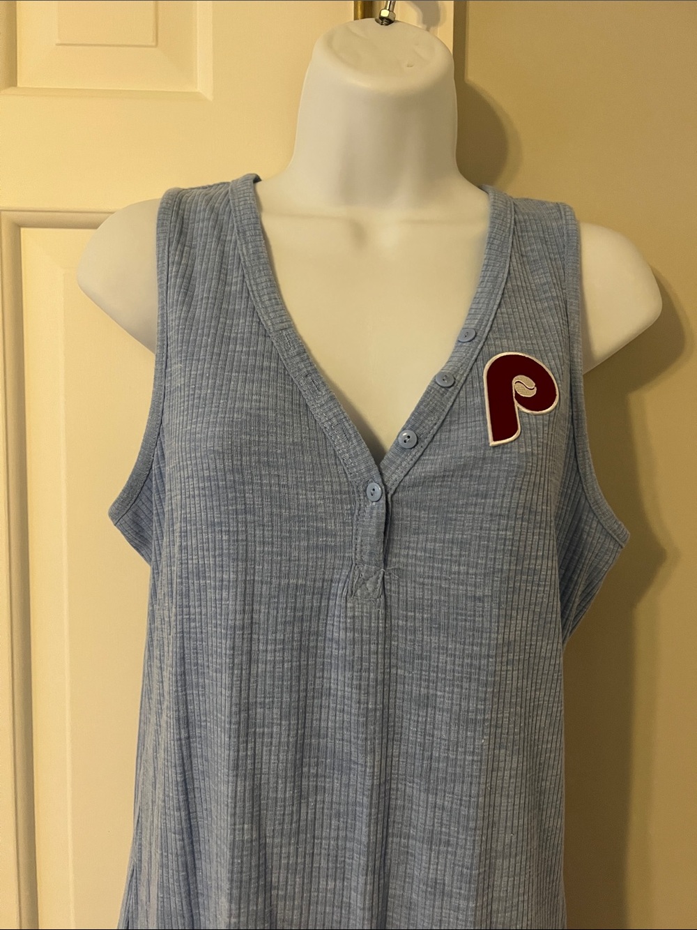 Phillies Light Blue Ribbed V-Neck Sleeveless Women's Tank
